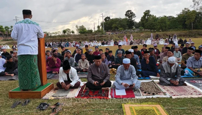 Ratusan Warga Sidrap Gelar Salat Istisqa, Doakan Hujan di Tengah Musim Kemarau