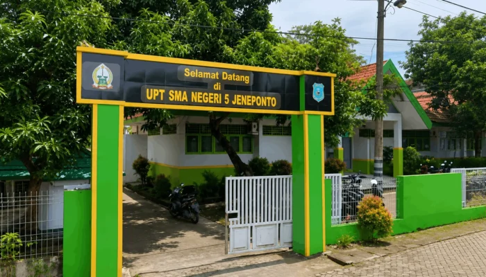 Kepala SMAN 5 Jeneponto Keluhkan Ketatnya Pengawasan Dana BOS, Usulan Calon Kepsek Tak Diakomodasi