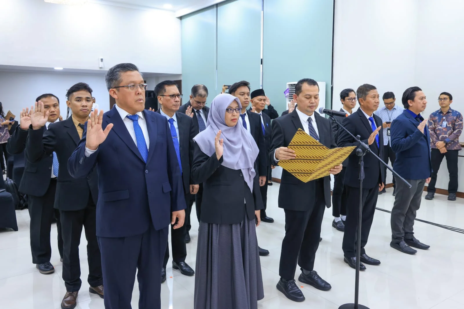 Cris Kuntadi Kukuhkan Pengurus PPSPI di Seluruh Indonesia