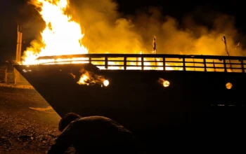Dua Kapal di Dermaga Tanrusampe Jeneponto Hangus Terbakar, Diduga Dibakar OTK