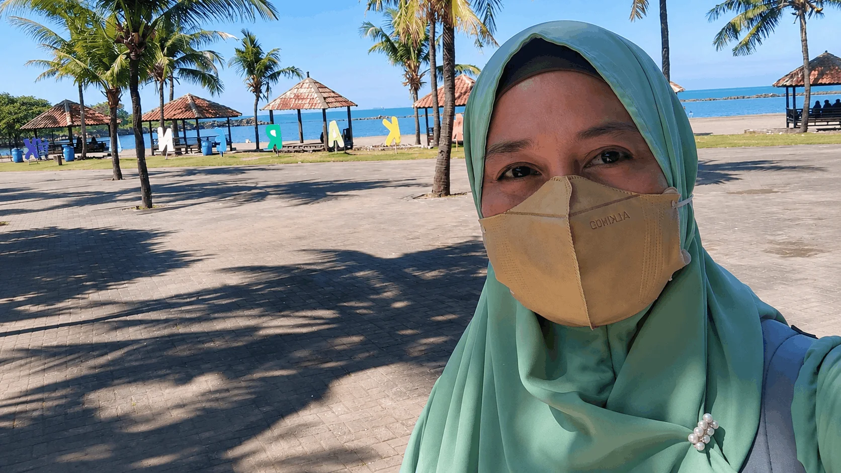 Sri Rahmayani, S.Kom (Aktivis Muslimah)