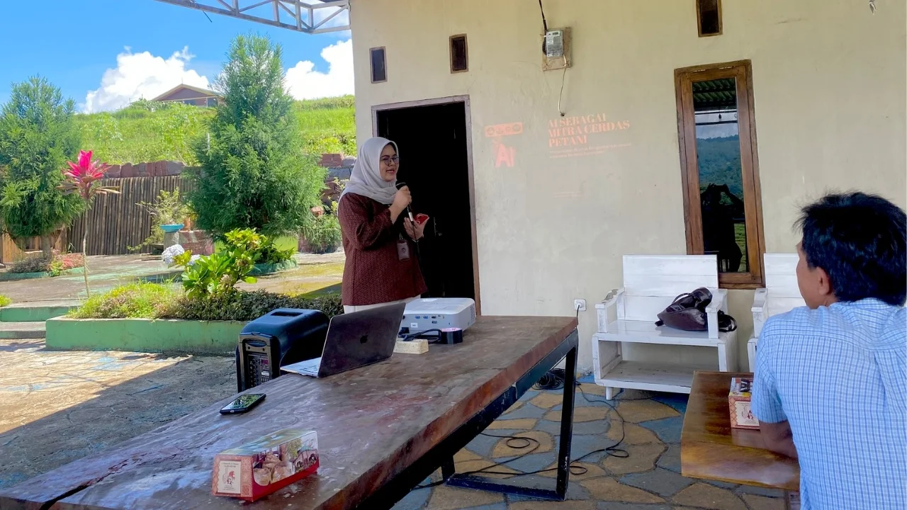 UNM Latih Pelaku Usaha Malino Manfaatkan AI untuk Pertanian