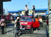Aksi Unjuk Rasa di Makassar Berlangsung Aman dan Kondusif 1 Aksi di Flay over