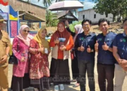 Buah Pinus Jadi Briket, Getahnya Jadi Lilin: Inovasi Mahasiswa UMI Bikin Bupati Maros Terpukau 16 Briket UMI