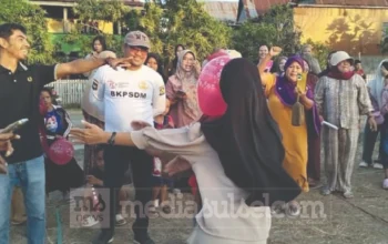 Warga Bontoa Jeneponto Meriahkan Lomba HUT ke-81 RI Bersama KKN Poltekkes Makassar