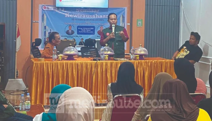 Mahasiswa KKN ITB Nobel Indonesia Dampingi UMKM Samaulue Urus NIB hingga Digitalisasi Usaha