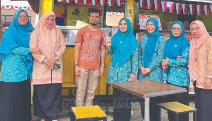 Ketua TP PKK Jeneponto Dorong UMKM Naik Kelas, Salmawati Paris Sambangi Pelaku Usaha