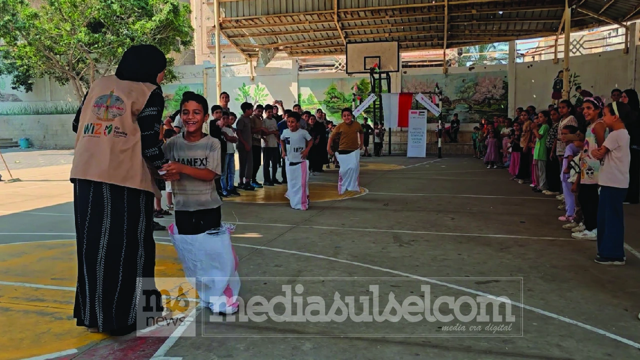 Lomba Balap Karung anak Gaza