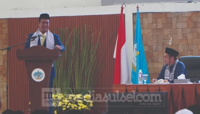 Mentan Amran Ungkap Swasembada Beras dan Ekspansi Ekspor Indonesia di Muktamar Wahdah Islamiyah