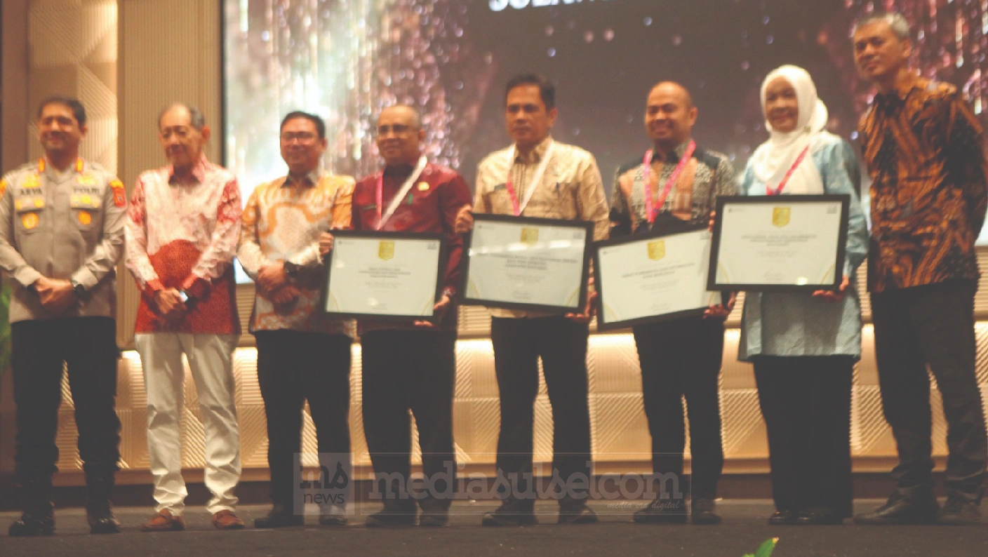 Diskominfo Makassar Raih Penghargaan Public Service of the Year Sulsel 2026 2 Penghargaan MMF 2026