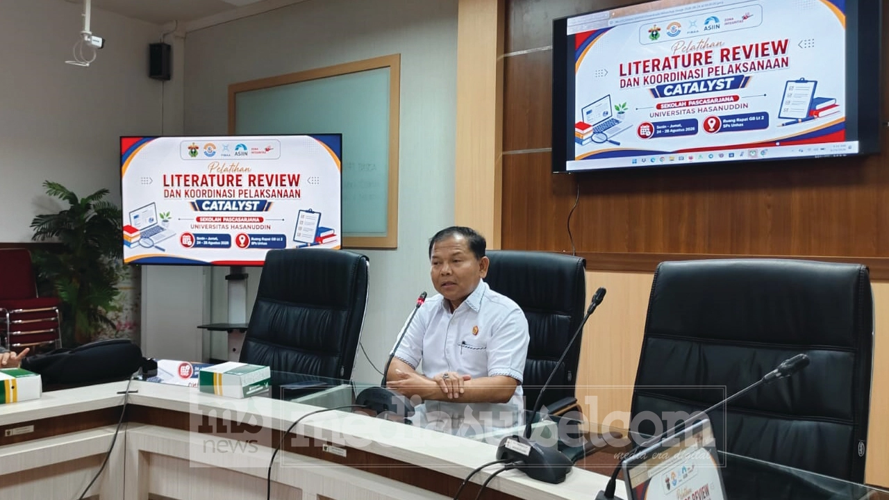 Prof Sukri Palutturi
