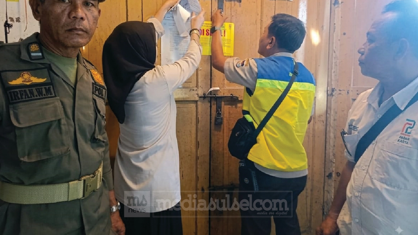 Tunggakan Sewa Kios Capai Rp598,7 Juta, Perumda Pasar Makassar Segel Kios di Pasar Niaga Daya 2 Segel Los Penjual nunggak