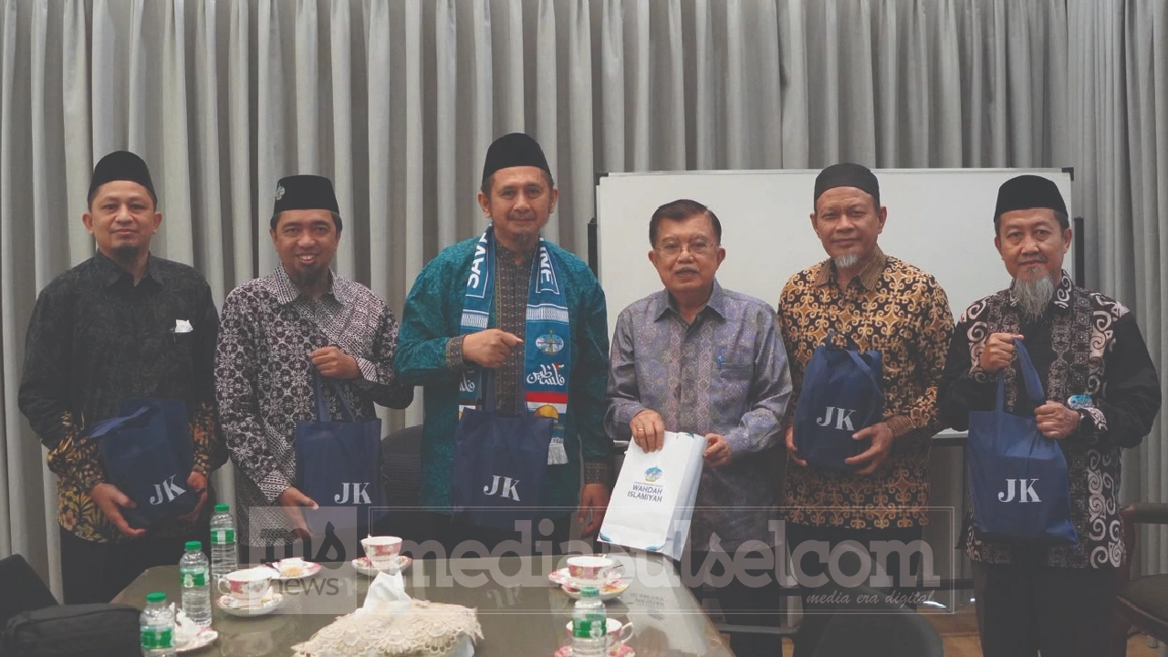 Silaturahmi Pimpinan Wahdah dengan JK