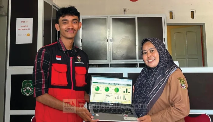 Mahasiswa KKN Unhas Hadirkan SOBAT DATA, Dashboard Kependudukan Digital untuk Desa Allakuang Sidrap