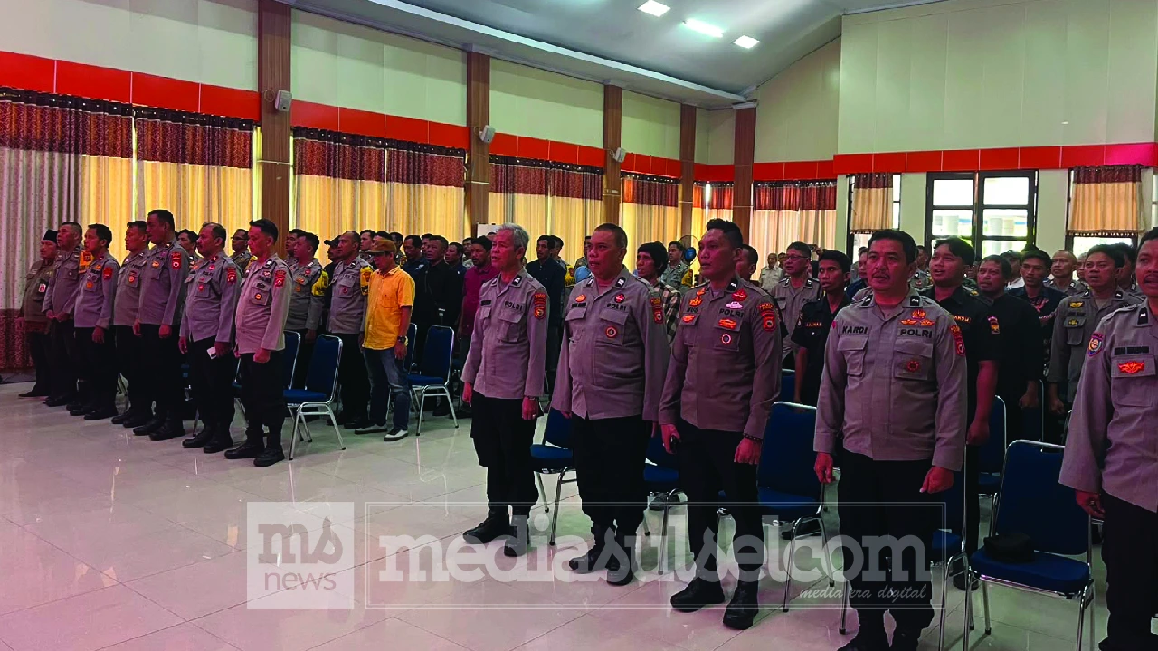 Ditbinmas Polda Sulsel Dorong Binmas Jadi Garda Terdepan Cegah Gangguan Kamtibmas di Maros 2 Tatap muka Dirmbinmas Polda Sulsel