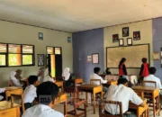 Mahasiswa KKN Unhas Tanamkan Budaya Kelola Sampah di SMKN 8 Sidrap Lewat Program Eco Key 9 edukasi pengelolaan sampah