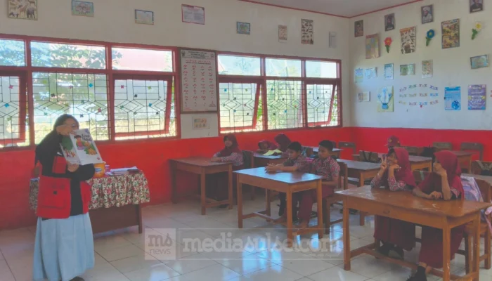 Bukan Sekadar Baca Buku, Siswa Kelara Dibakar Semangat Literasi Lewat Membaca Nyaring
