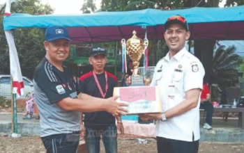 Sekcam Manggala Apresiasi GEMBIRA AL-KHAIRAT CUP II 2026, Dorong Generasi Muda Aktif Berolahraga 1 sekcam manggala