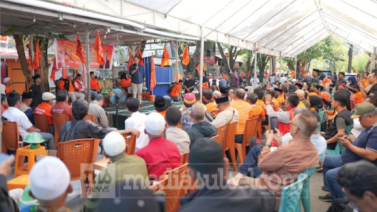 Anies datang, mesin politik 2029 mulai dipanaskan 2 Anies memberikan sambutan