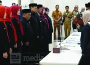 Appi Tantang Kepala TPA Tamangapa Ubah Sistem Pengelolaan Sampah 10 Appi Lantik Pejabat Fungsional