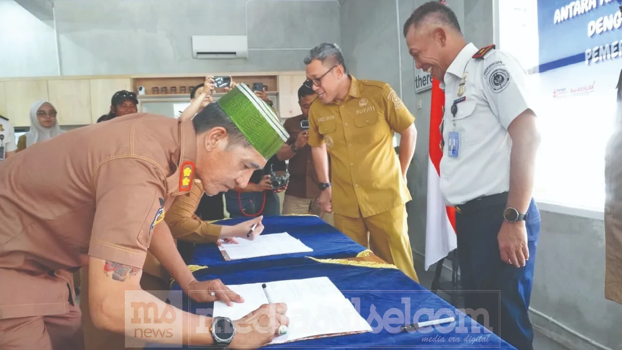 Bupati saksikan penandtanganan PKS