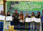 Rp130,4 Juta Digelontorkan untuk Pemuda Pangkep, KHDTK Tabo-Tabo Disiapkan Jadi Sentra Ekowisata 9 Fasilitasi Alat Produksi