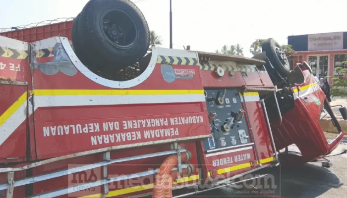 Dua Petugas Damkar Pangkep Gugur, Armada Terbalik Saat Berpacu Menuju Kebakaran
