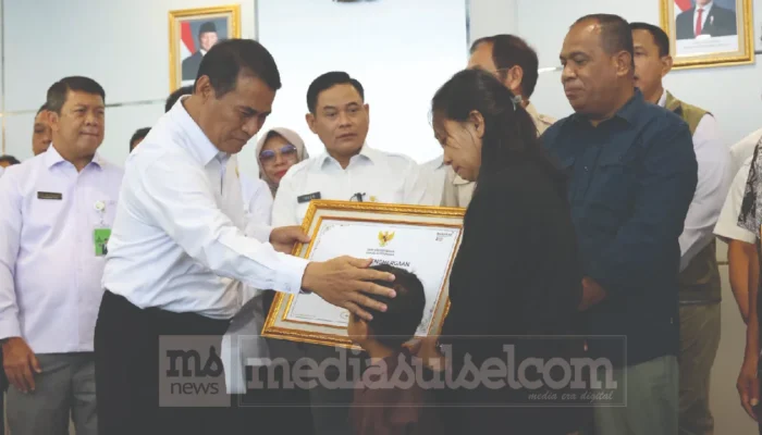 Tiga Pegawai Gugur di Papua, Mentan Amran Jamin Sekolah Anak hingga Dapat Pekerjaan