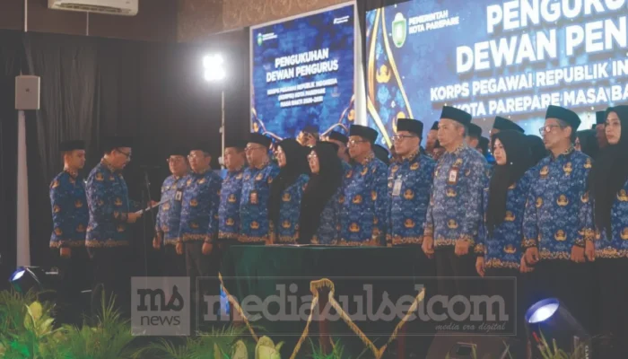 Jufri Rahman Kukuhkan Pengurus Korpri Enrekang dan Parepare Periode 2026-2031