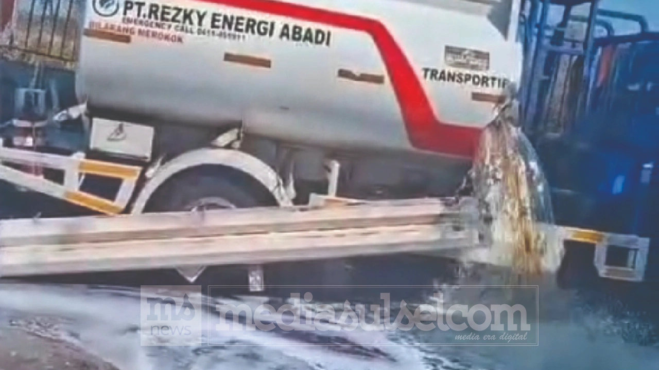 Truk Tangki Solar Kecelakaan