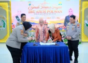 Ny. Dewi Awal Chairuddin Terima Amanah Baru, Jadi Ibu Asuh Polwan Sulsel 10 Ny. Dewi Awal Chairuddin Terima Amanah Baru, Jadi Ibu Asuh Polwan Sulsel