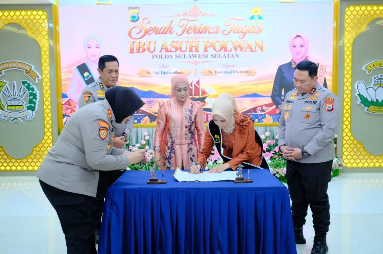 Ny. Dewi Awal Chairuddin Terima Amanah Baru, Jadi Ibu Asuh Polwan Sulsel