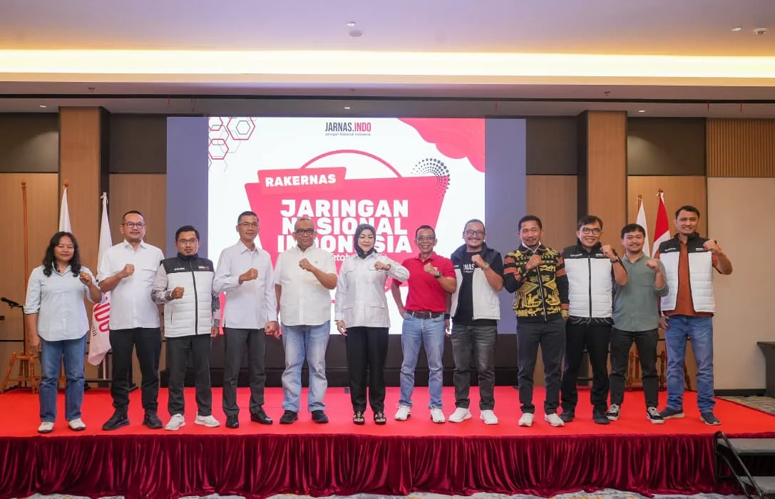 Wamenaker Minta JARNAS.INDO Aktif Awasi Kebijakan Pemerintah 2 Wamenaker Minta JARNAS.INDO Aktif Awasi Kebijakan Pemerintah