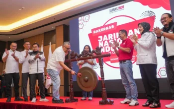 Wamenaker Minta JARNAS.INDO Aktif Awasi Kebijakan Pemerintah