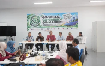 Dukung PLTS 100 GWp, Kemnaker Fasilitasi Sertifikasi 60 Calon Asesor