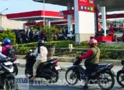 Antrean Pertalite Mengular di Blitar, Warga Rela Antre hingga 4 Jam