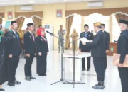 Bupati Jeneponto Paris Yasir Lantik Tiga Pejabat, Tekankan Inovasi dan Keterbukaan terhadap Kritik