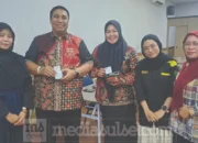 Mahasiswa UMI Sulap Limbah Pinus Jadi Briket dan Lilin Aromaterapi di Maros 9 Bupati Maros Apresiasi Inovasi Mahasiswa UMI