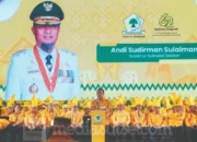Sarmuji Rayu Gubernur Sulsel Andi Sudirman Sulaiman Bergabung dengan Golkar