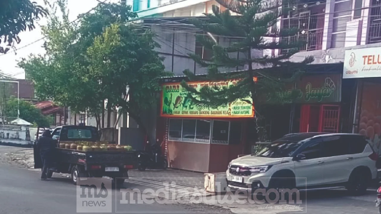 Pikap Pemuat tabung LPG