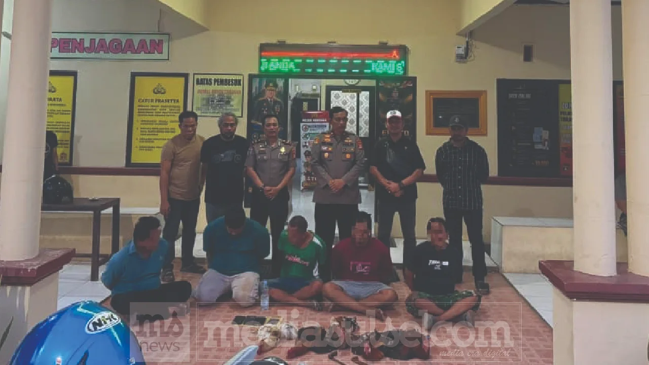 Polsek Manggala Sisir Dua Lokasi Dugaan Sabung Ayam, Lima Orang Diamankan 2 Polsek Manggala