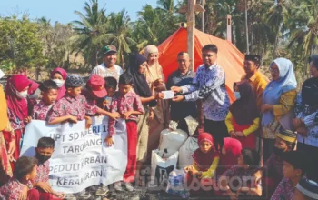 SIGMA 18 SDN 18 Tarowang Salurkan Bantuan untuk Korban Kebakaran di Jeneponto 4 SIGMA 18 SDN 18 Tarowang