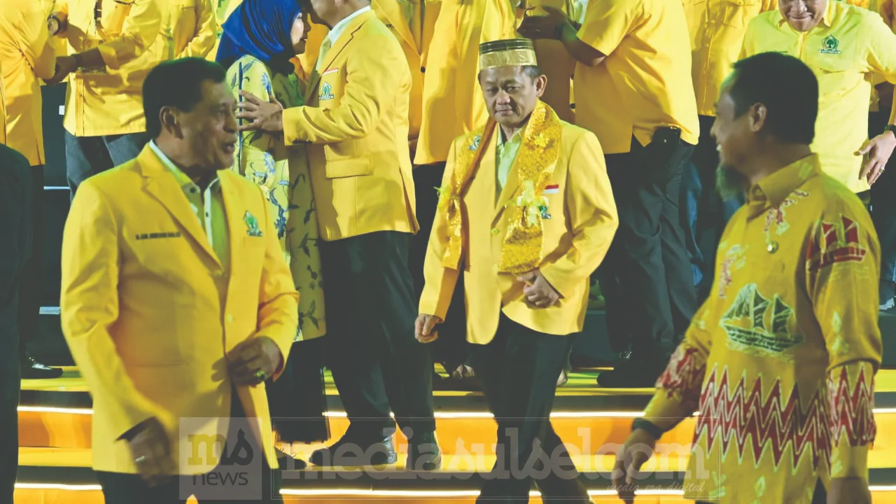 Sarmuji Rayu Gubernur Sulsel Andi Sudirman Sulaiman Bergabung dengan Golkar 2 Sarmuji