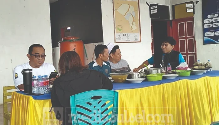 Kepala BKPSDM Jeneponto Sidak Kantor Lurah Bontoa, Sekaligus Perkuat Silaturahmi dan Kedisiplinan ASN