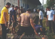 Polsek Manggala Bersihkan Drainase Kanal Bitowa, Antisipasi Genangan dan Banjir 11 polsek manggala bersih kanal