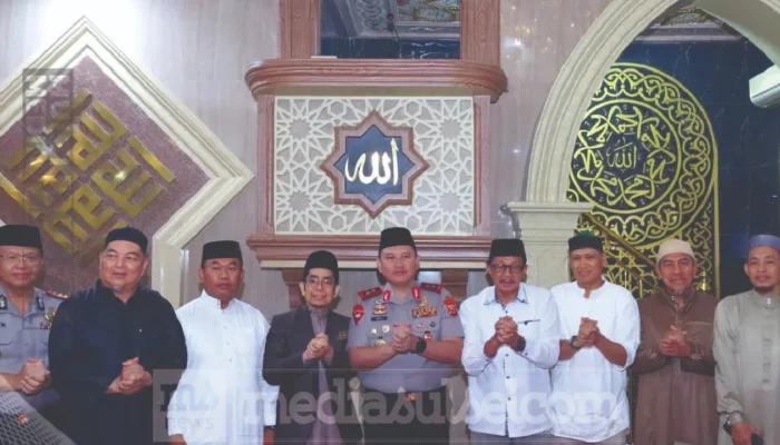 Safari Subuh di Makassar, Kapolda Sulsel Sosialisasikan Layanan Polisi 110